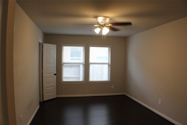 Building Photo - 8115 Anderwood Knl Trce