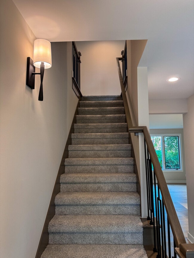 Building Photo - 54759 Camden Ct