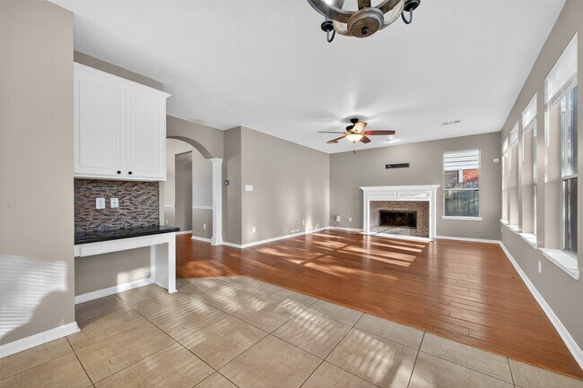 Building Photo - 1719 Park Harbor Estates Dr