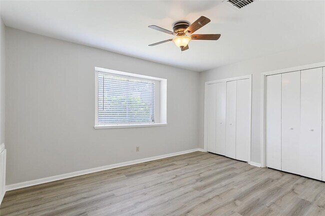 Building Photo - 1022 Arrow Hill Rd
