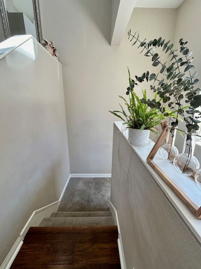 Building Photo - 2bed 2bath 1,401 Sqft VANTIS Condo in the Heart of Aliso Viejo