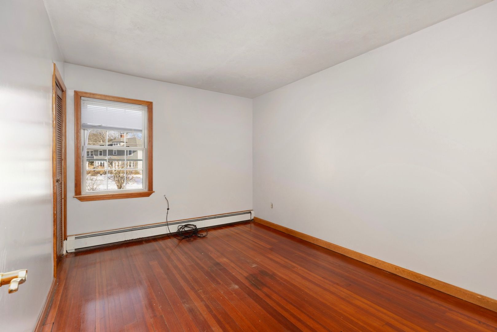 Building Photo - 465a Vernon Ave