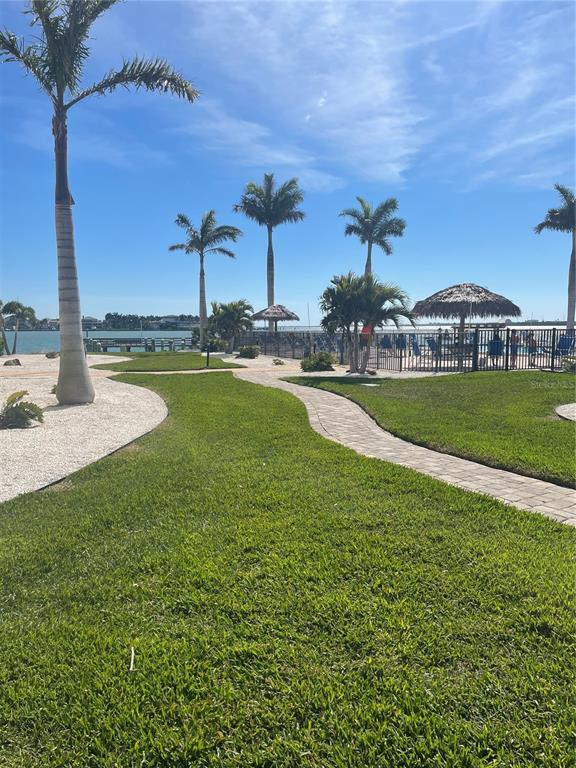 Building Photo - 4900 Brittany Dr S