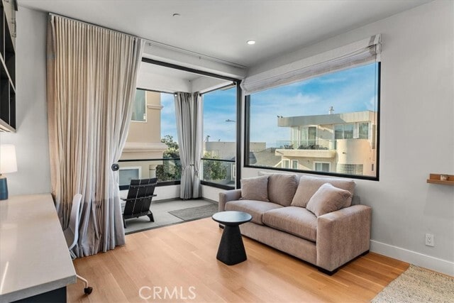 Building Photo - 228 38th St