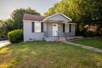 Building Photo - Convenient 2/1 home in the middle of town!
