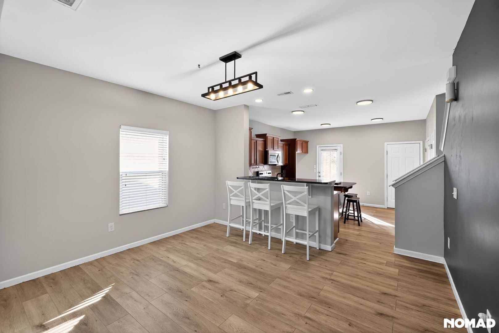 Building Photo - 2321 Autumn Mist Dr