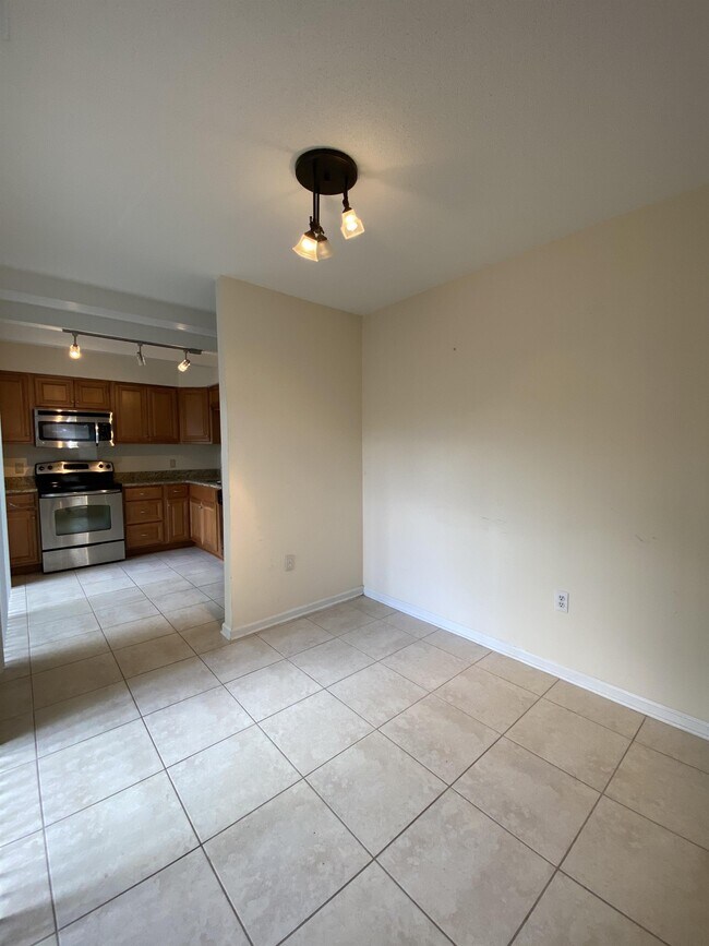 Building Photo - 16 Navigator Ln