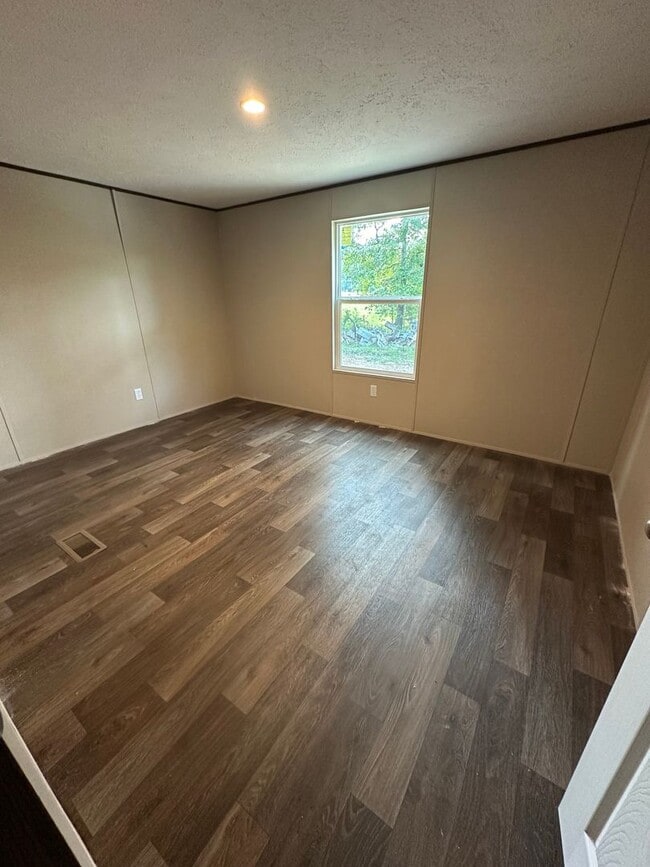Building Photo - Rental Property in Desoto Parish