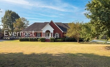 Building Photo - 27612 Miller Ln