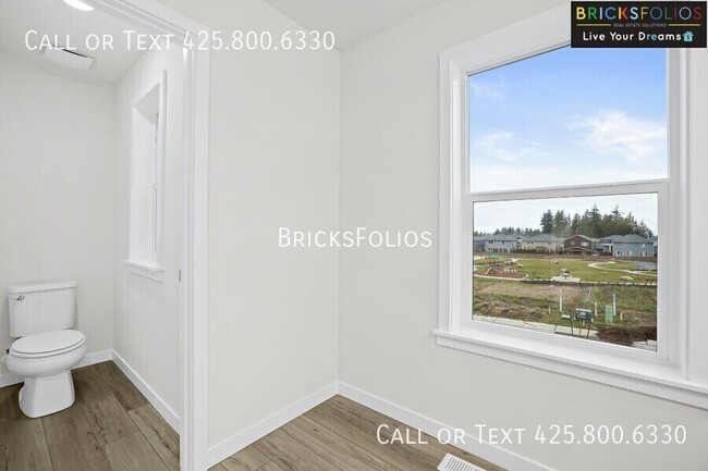 Building Photo - 5035 86th Ave NE
