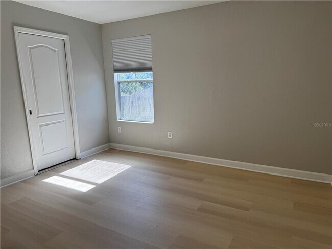 Building Photo - 15025 Evergreen Oak Loop