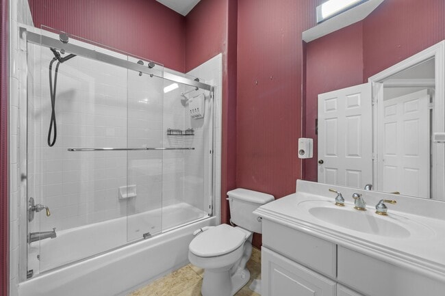 Building Photo - 403 Brook Shore Ct