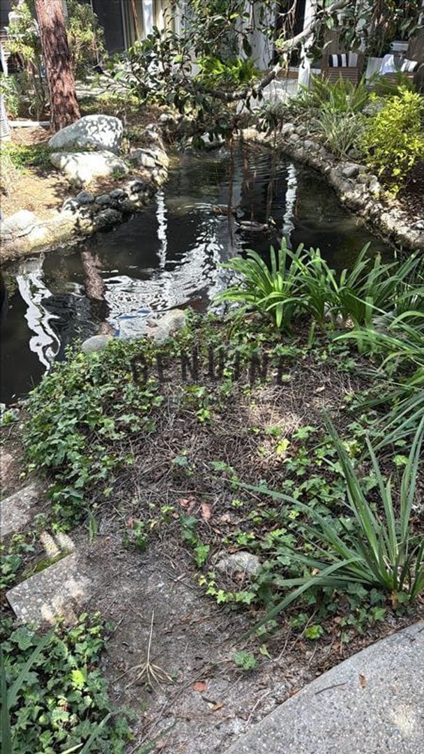 Building Photo - Coming Soon: Charming 2 Bed 2 Bath Condo i...