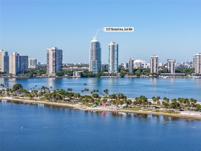 Building Photo - 2127 Brickell Ave