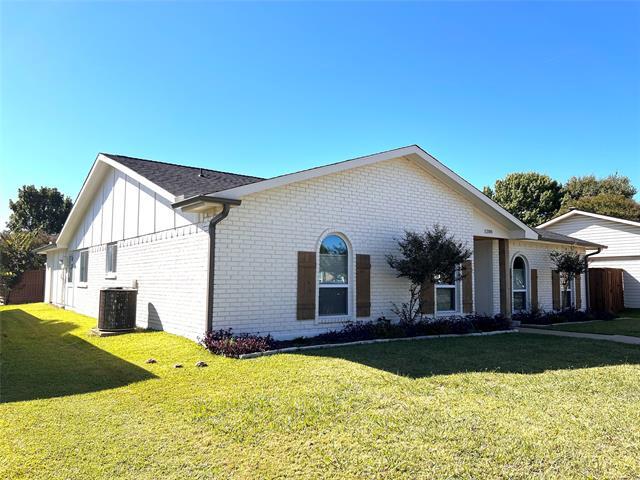 Building Photo - 1208 Crestwood Ct
