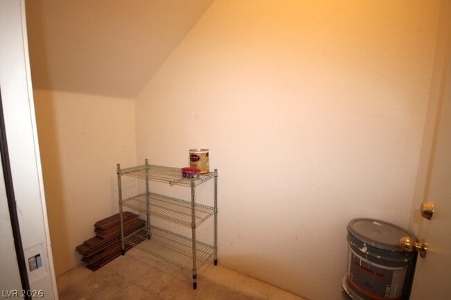 Building Photo - 704 Peachy Canyon Cir