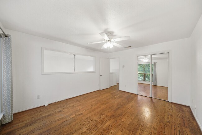 Building Photo - 2555 Bering Dr