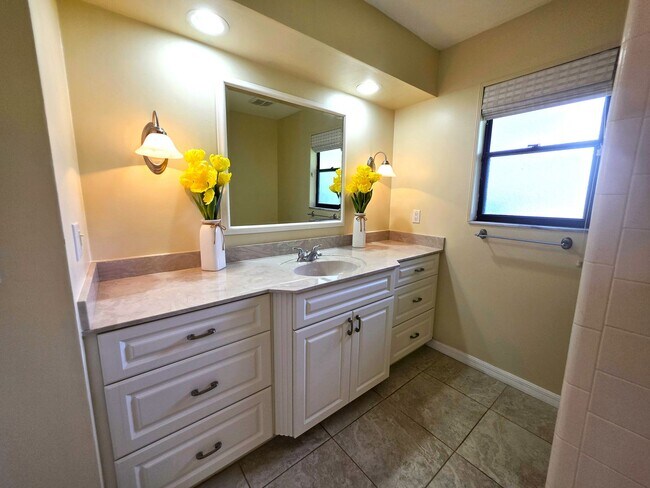 Building Photo - Vero Beach Rentals. Vero Beach Rent, LLC and Property Management Company