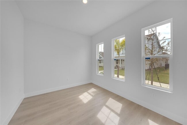 Building Photo - 7267 Kodiak Ln