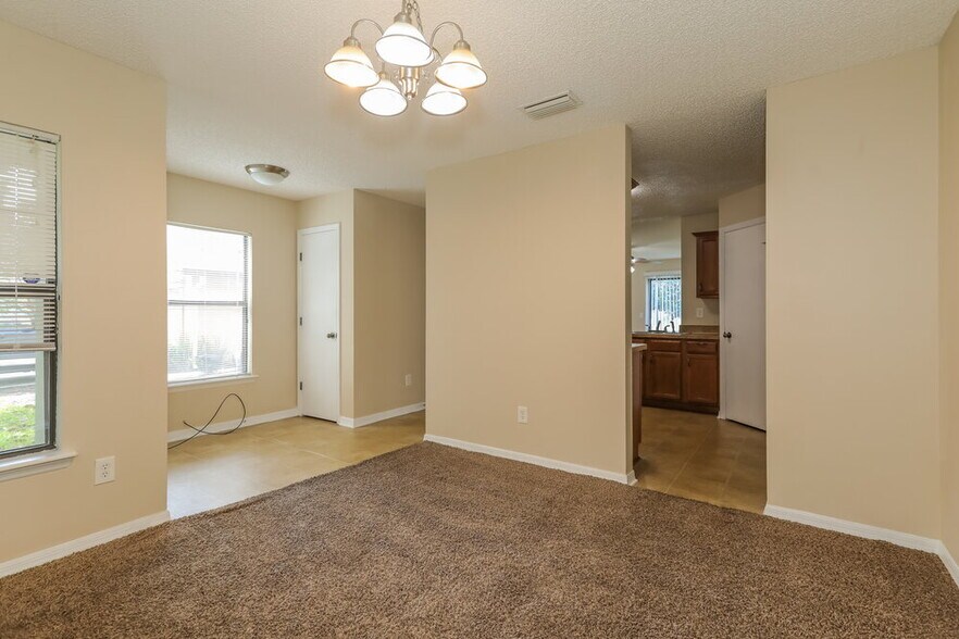 Building Photo - 7753 Highchair Ln