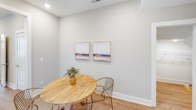 Building Photo - 3 bedroom 2.5 bath at Milltown @ the South...