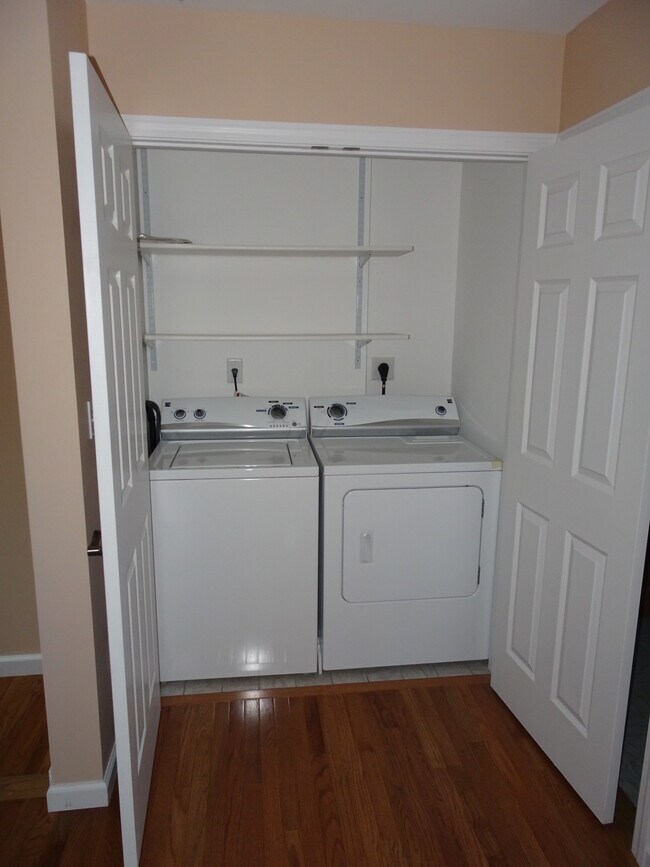 2nd floor laundry - 182 Pearl St