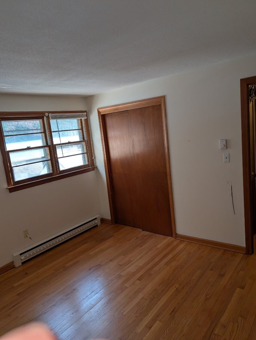 Building Photo - 83 Shawn Dr