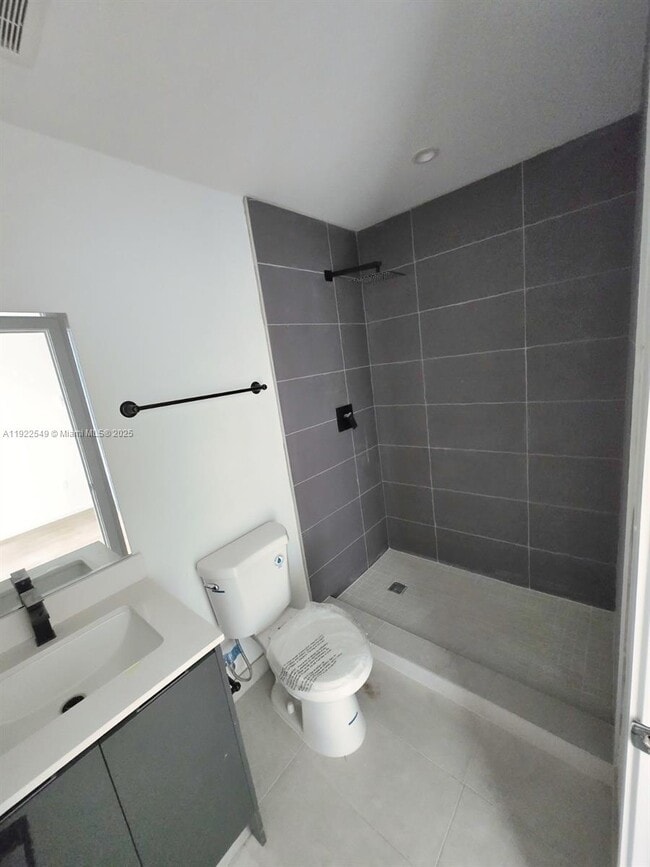 Building Photo - 753 NW 30th St