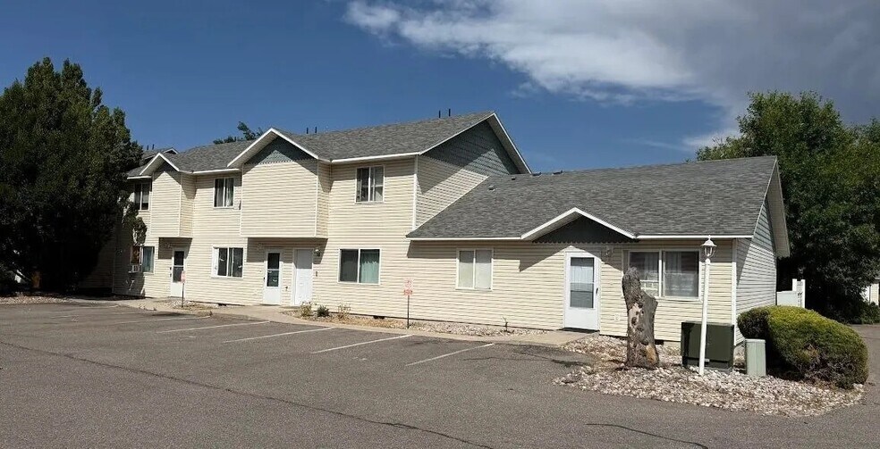 Building Photo - 1100 W Quinn Rd