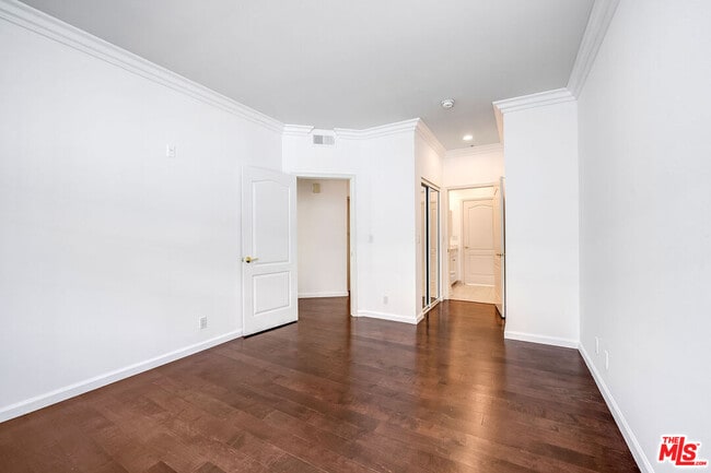 Building Photo - 10630 Eastborne Ave