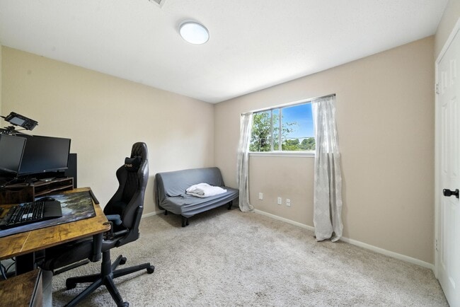 Building Photo - 13310 Ravensway Dr