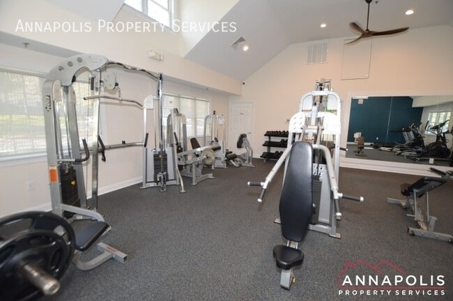 Building Photo - 1117 Primrose Ct