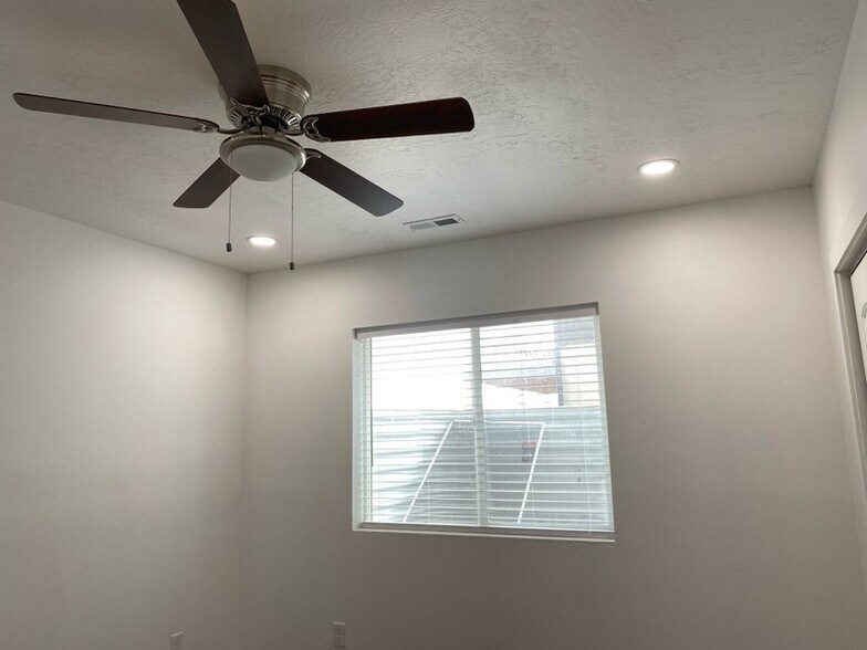 Building Photo - 13579 Langdon Dr