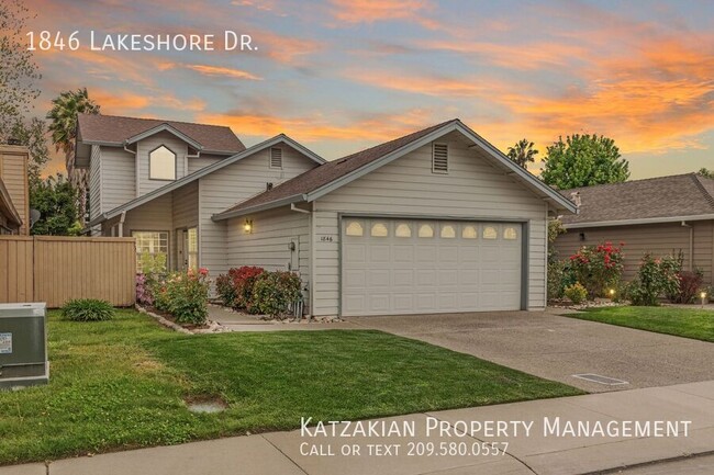 Primary Photo - 1846 Lakeshore Dr