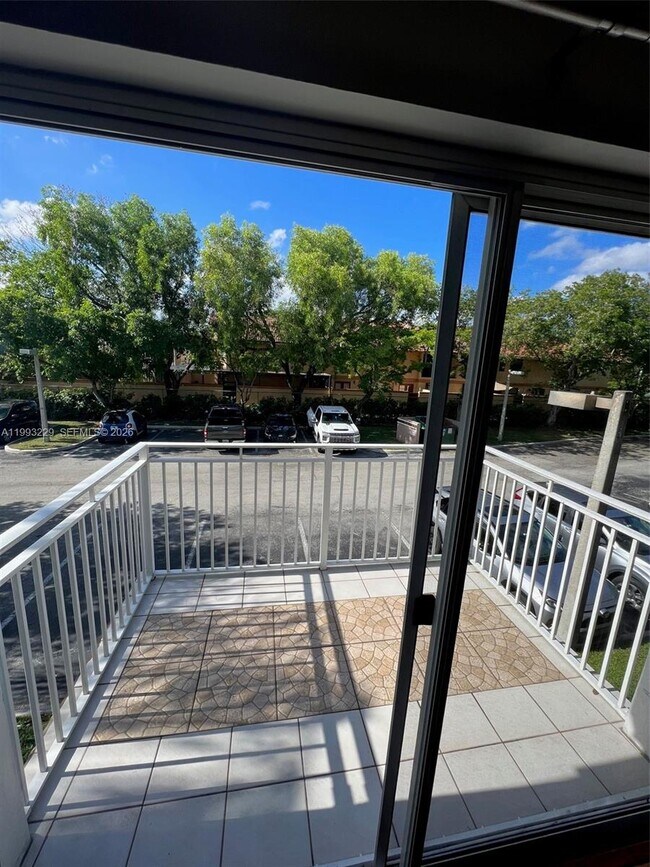 Building Photo - 11232 SW 12th St