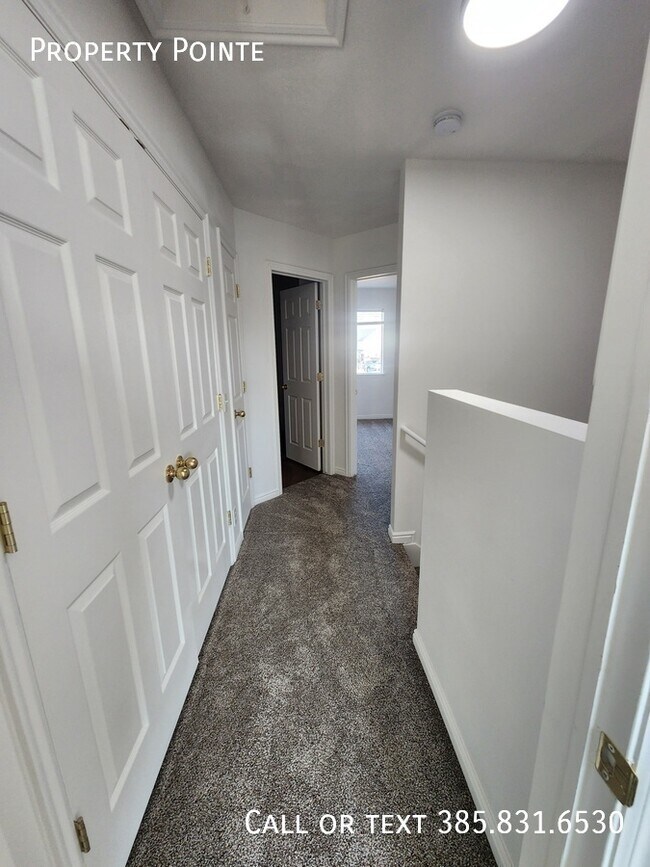 Building Photo - 1573 S 2000 W