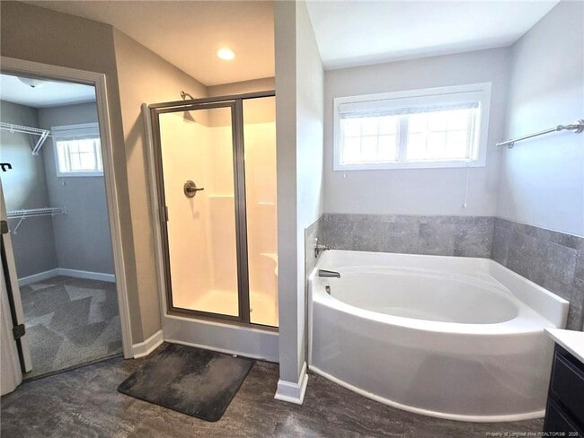 Building Photo - 1735 Cherrypoint Dr