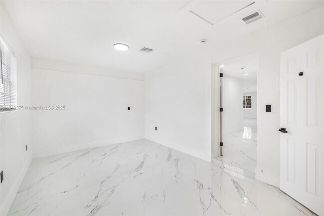 Building Photo - 10520 SW 160th St