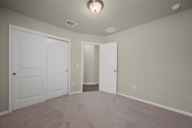 Building Photo - 144 Sulphur River Lp