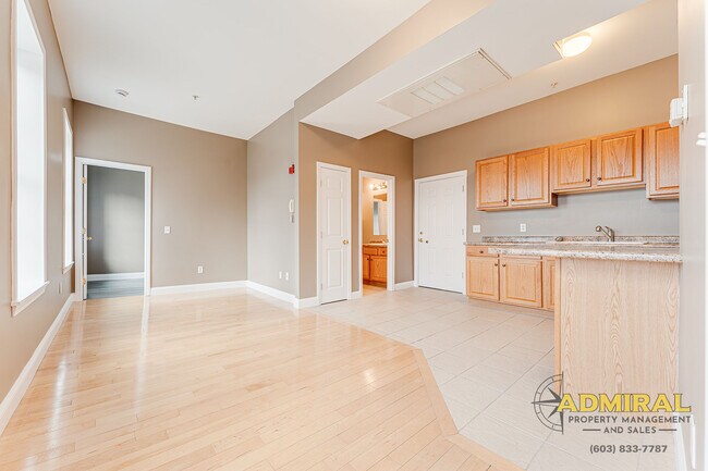 Building Photo - 282 Central Ave