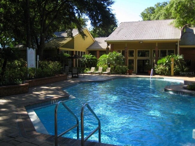 Building Photo - 8630 Mallard Reserve Dr