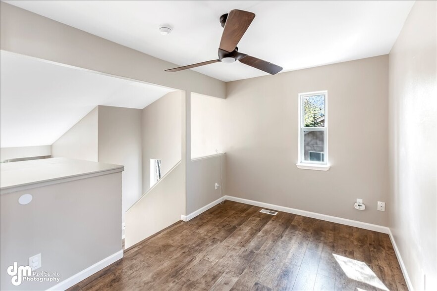 Building Photo - 8973 Northwood Park Cir