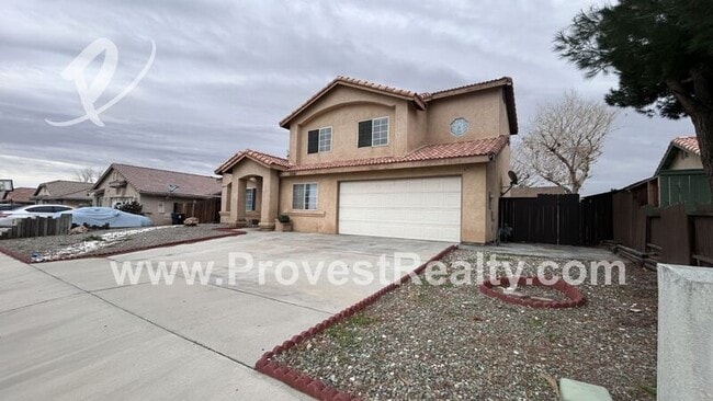 Building Photo - 13141 Quiet Canyon Dr