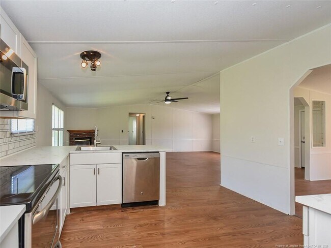 Building Photo - 6124 Heath Hawkins Ct