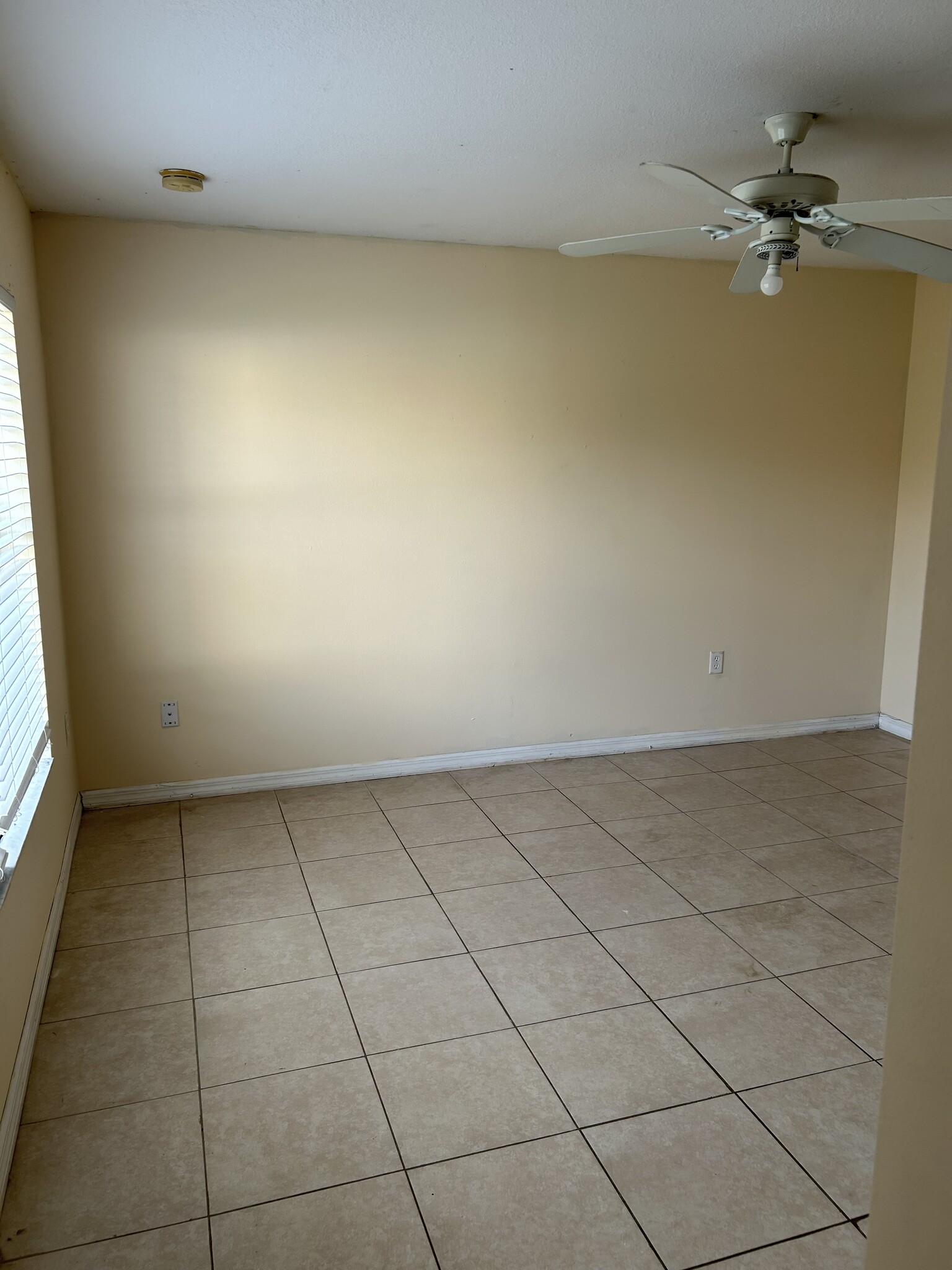 Building Photo - 612 Bluebill Ln