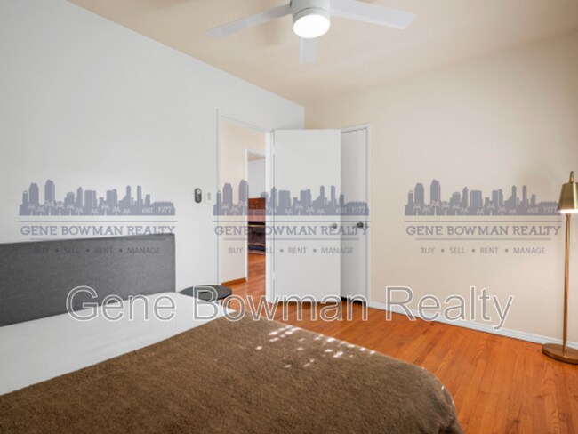 Building Photo - 6129 Pembroke Dr