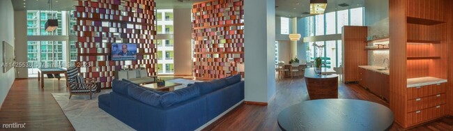 Building Photo - 2 br, 2 bath Condo - 1300 Brickell Bay Dr