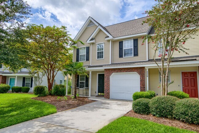 Building Photo - Easy Access to Everything North Charleston Has to Offer