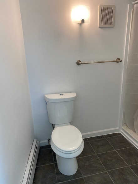 Building Photo - 111 Bridge St