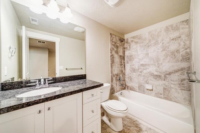 Building Photo - 2494 N Cormac Pl